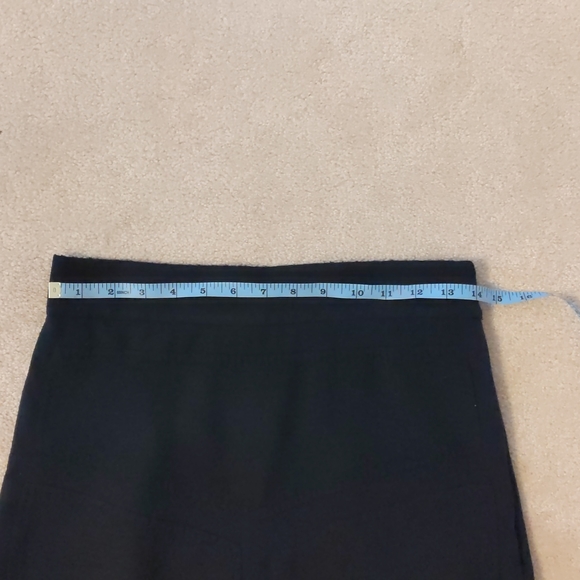 Diane von Furstenberg 'Chickie' Panelled Stretch Black Wool Pencil Skirt - Picture 6 of 8